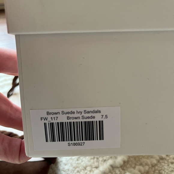 Tuckernuck & Studio McGee Brown Suede Ivy Sandals: SZ 7.5 - Picture 3 of 4